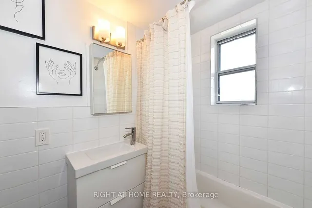 Additional image 21 of 121 Fourth St