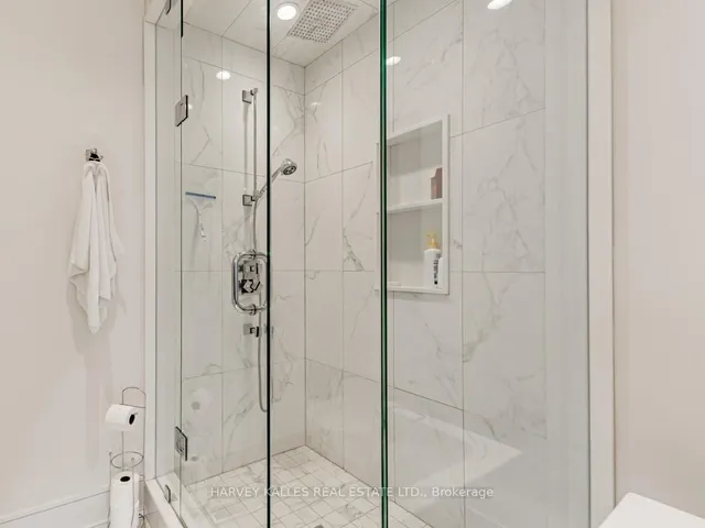 Additional image 25 of 74 Woburn Ave