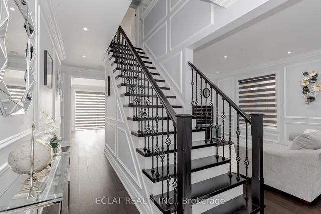 Additional image 4 of 32 Nanaimo Cres