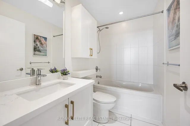 Additional image 16 of 25 Capreol Crt Unit 3805