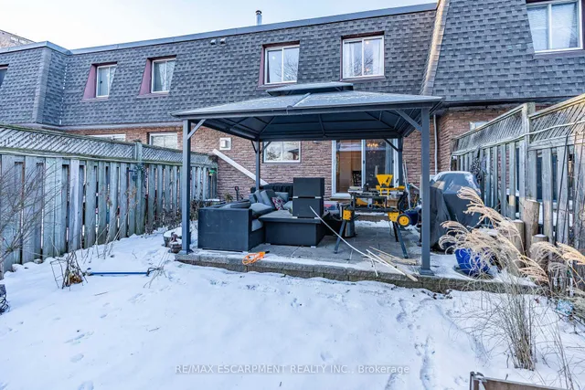 Additional image 33 of 684 Dynes Rd Unit 5