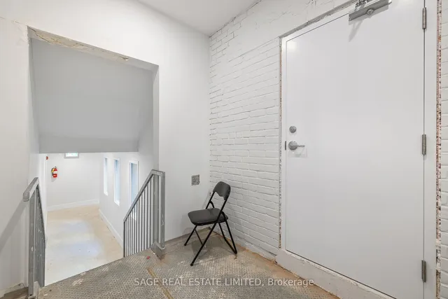 Additional image 32 of 225 Carlton St