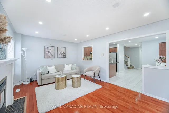 Additional image 15 of 69 Yellow Brick Rd