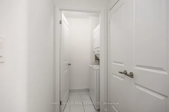 Additional image 10 of 35 Hayden St Unit 1210