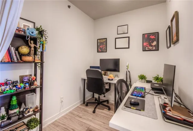 Additional image 13 of 3200 Dakota Common Unit B310