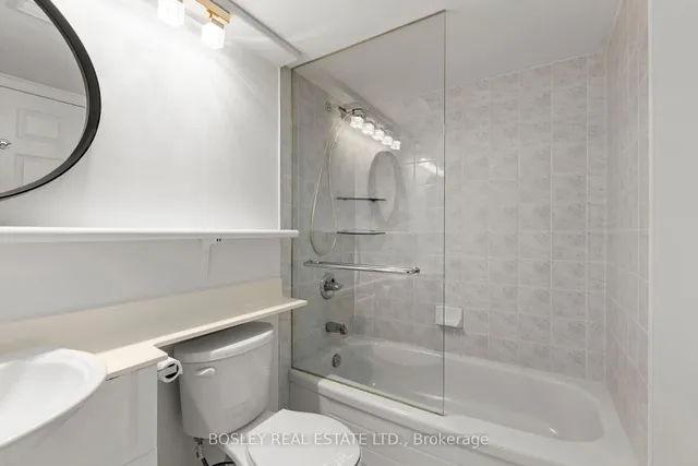 Additional image 28 of 388 Bloor St Unit 802