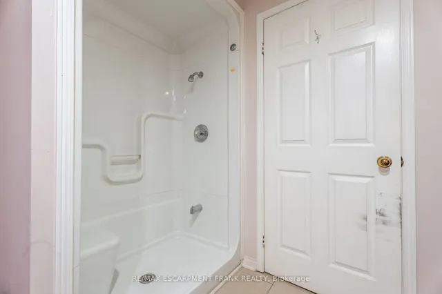 Additional image 24 of 7 GRANDOAKS Dr