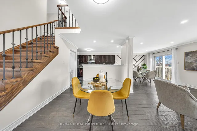 Additional image 23 of 19 Grosbeak Cres