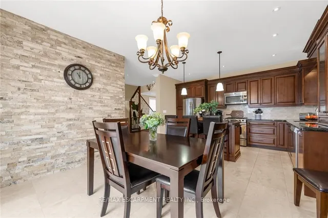 Additional image 14 of 1705 Upper Wellington St