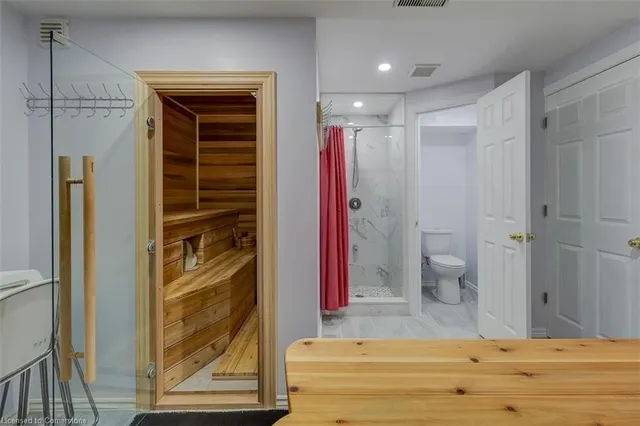 Additional image 37 of 448 Lodor St