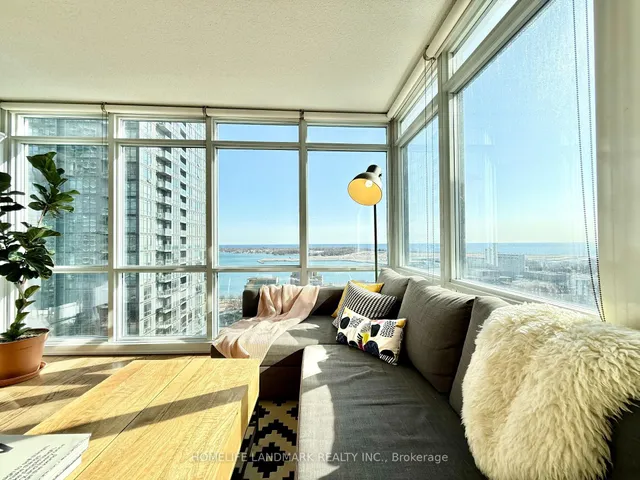 Additional image 4 of 15 Fort York Blvd Unit 2610