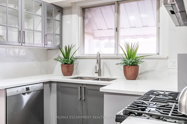 Additional image 19 of 2305 Wagner Cres