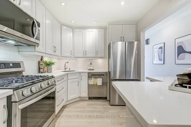 Additional image 7 of 1391 Royal York Rd Unit 9