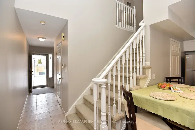 Additional image 4 of 174 Highbury Dr Unit 5