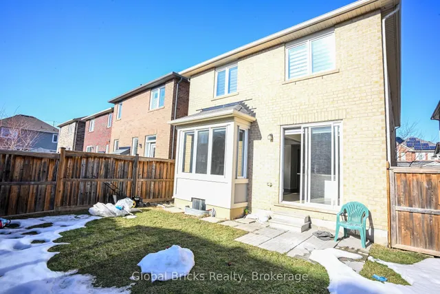 Additional image 21 of 37 Seafair Cres