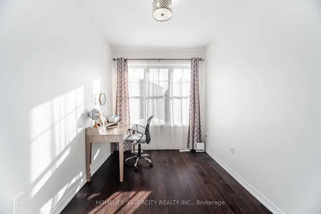 Additional image 5 of 13 Fenchurch Dr