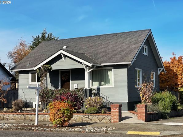 1035 NE Killingsworth St, Portland, OR 97211