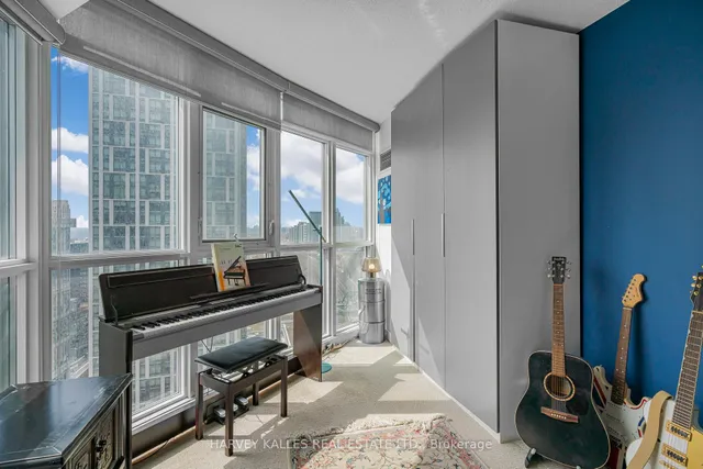 Additional image 37 of 21 Iceboat Terr Unit 2909