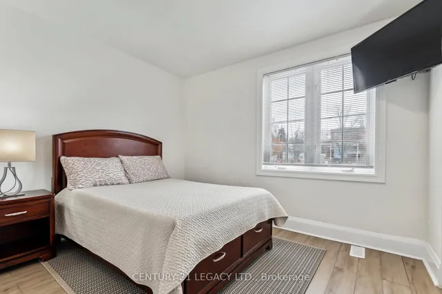 Additional image 17 of 250 Gilbert Ave