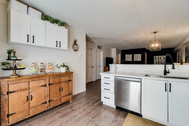 Additional image 16 of 2045 Appleby Line Unit 305