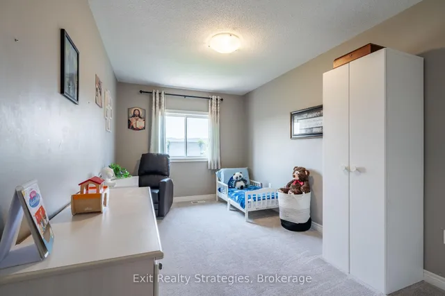 Additional image 26 of 15 Marina Point Cres