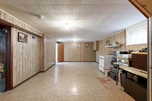 Additional image 33 of 31 Badger Dr