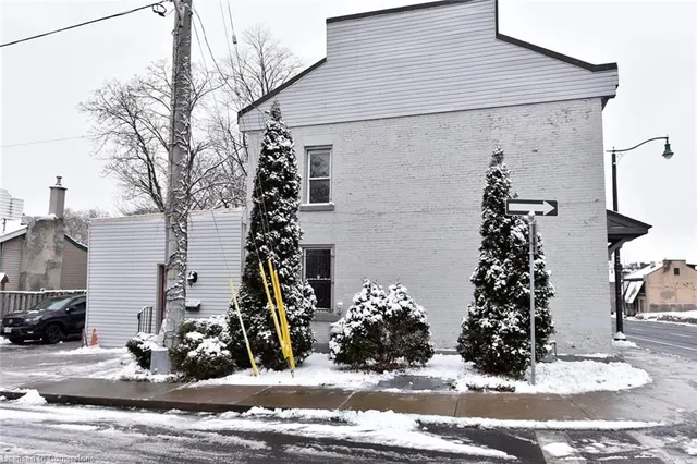 Additional image 33 of 275 Main St