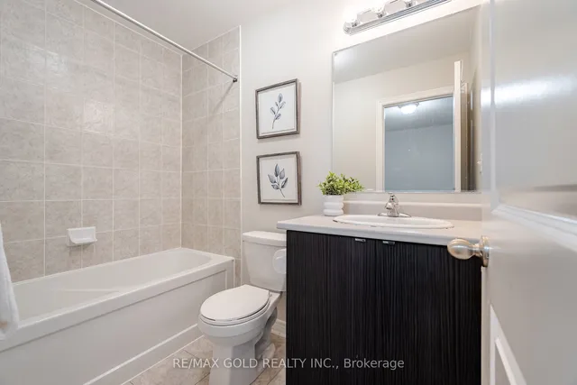 Additional image 31 of 111 Finegan Circ