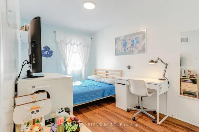 Additional image 25 of 24 Herkes Dr