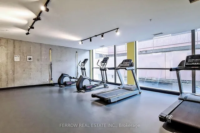 Additional image 31 of 39 Brant St Unit 415