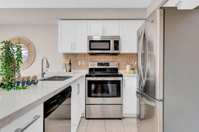 Additional image 21 of 157 Windwood Dr