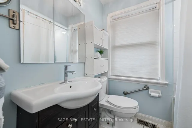 Additional image 26 of 45 Dashwood Cres