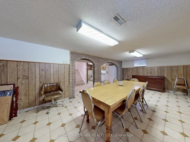 Additional image 34 of 36 Elana Dr