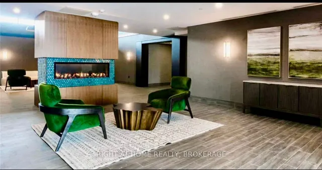 Additional image 10 of 450 dundas St Unit 233