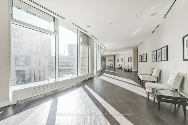 Additional image 36 of 2191 Yonge St Unit 3010