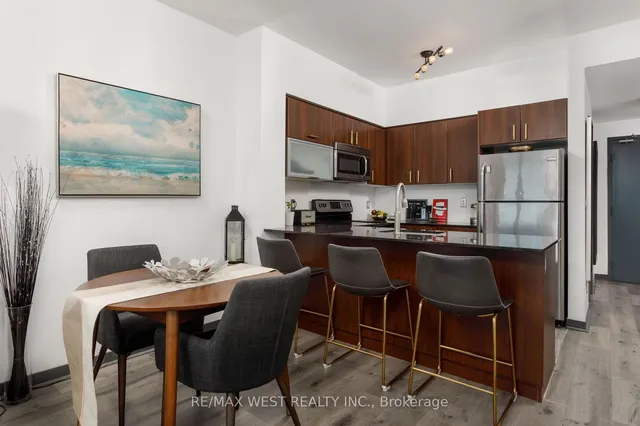 Additional image 10 of 150 East Liberty St Unit 2906