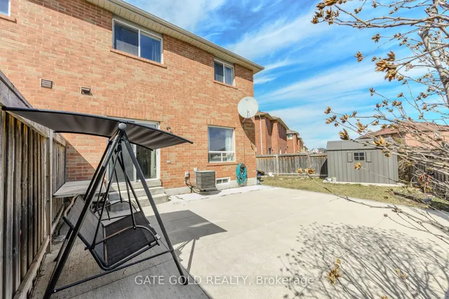 Additional image 45 of 30 Flurry Circ