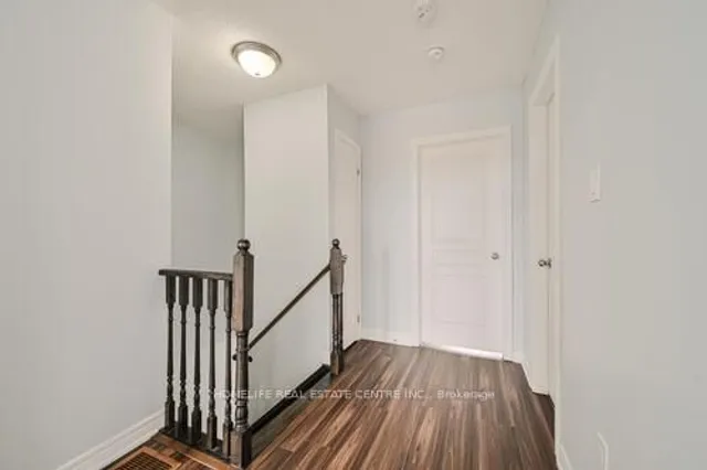 Additional image 31 of 17 Cedarland Rd