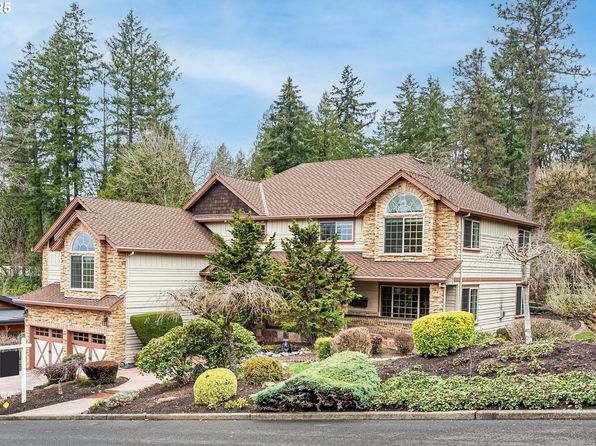 6145 SW Sweetbriar Ct, Portland, OR 97221
