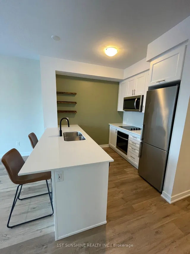 Additional image 5 of 600 NORTH SERVICE Rd Unit 214