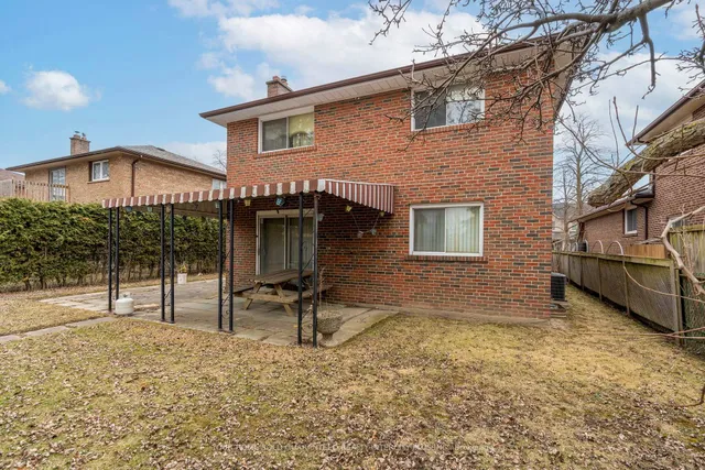 Additional image 8 of 96 Margaret Ave