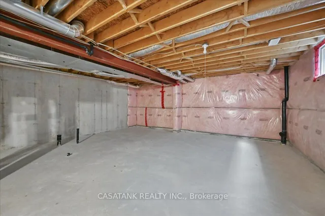 Additional image 36 of 103 Springvalley Cres