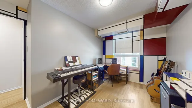 Additional image 34 of 77 Maitland Pl Unit 621