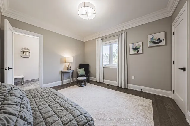 Additional image 12 of 8378 Chippewa Rd