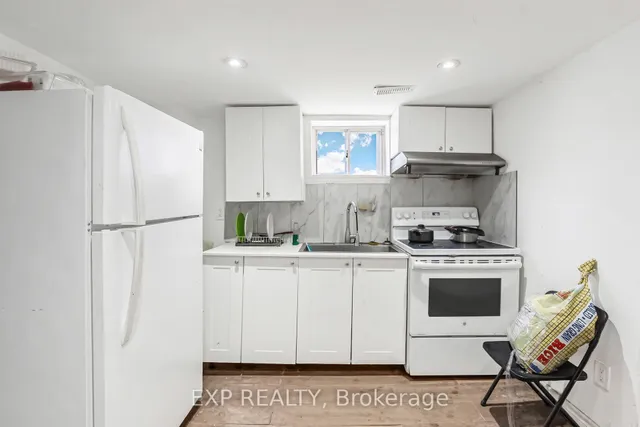 Additional image 34 of 32 Linden Ave