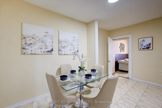 Additional image 14 of 82 Uxbridge Ave