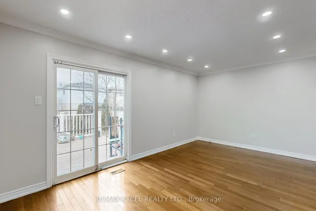 Additional image 5 of 52 Maresfield Dr
