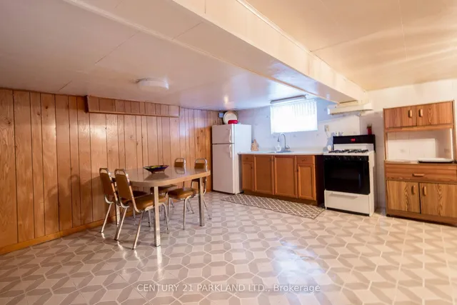 Additional image 23 of 29 Cadorna Ave