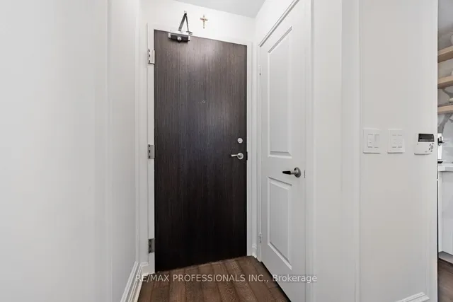 Additional image 4 of 1 Michael Power Pl Unit 1001