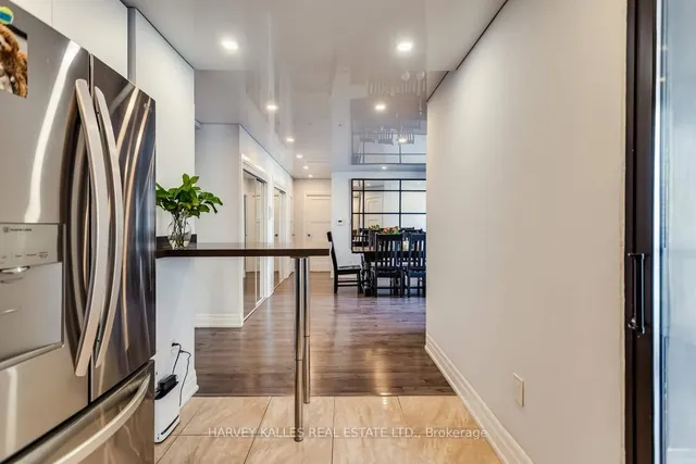 Additional image 13 of 33 Harbour Sq Unit 2440